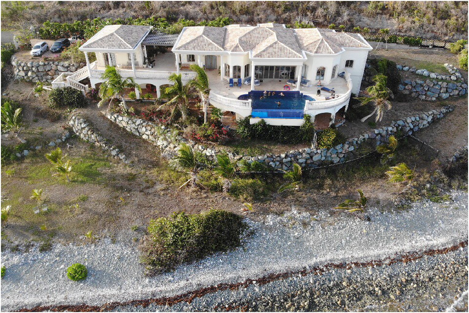 Villa Serenita — the estate